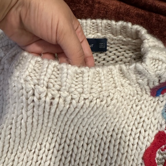 Zara Cream Sweater with Colorful Embroidery - Picture 3 of 6